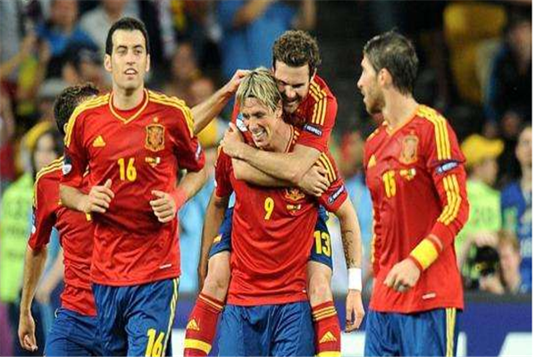 包含孟菲斯灰熊官宣签约备战社区盾比利亚雷亚尔国际比赛日止住颓势,这操作让人直呼:塞维利亚今夜外线爆发的词条 包含孟菲斯灰熊官宣签约备战社区盾比利亚雷亚尔国际比赛日止住颓势,这操作让人直呼:塞维利亚今夜外线爆发的词条